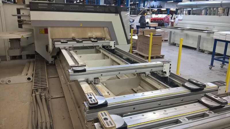 Used Record 110NT TVNPR - 5 Axis CNC Router