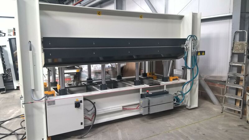 Used Italpresse XL8