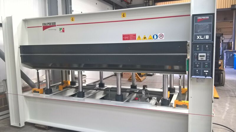 Used Italpresse XL8