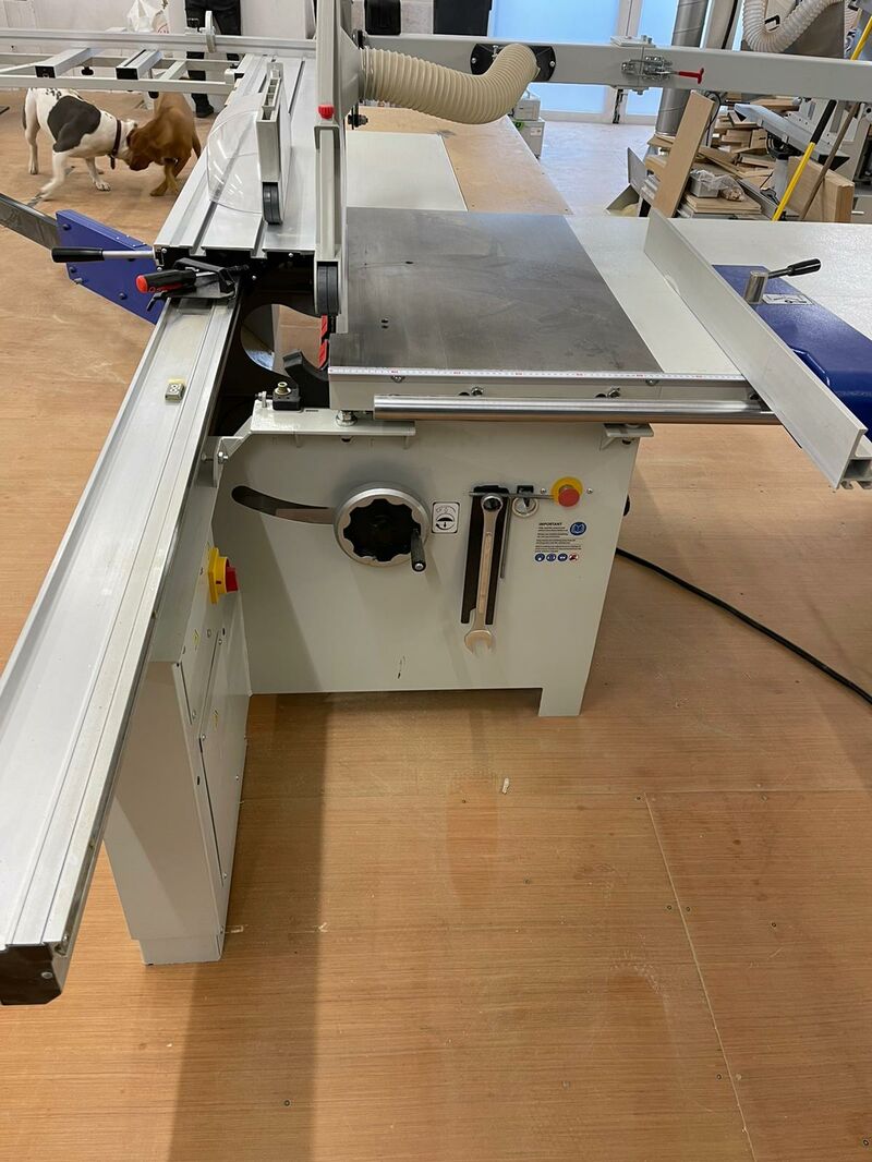 Used Axminster Trade OAV P305 Panel Saw