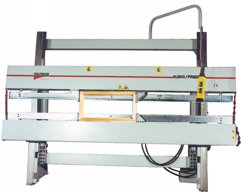 Italpresse Hydraulic Frame Clamp with Top Pressing Beam mod. NUOVO PROGRAM